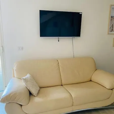 Modern Eingerichtetes In Prázdninový dům *