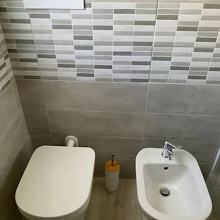 Prázdninový dům Modern Eingerichtetes In *
